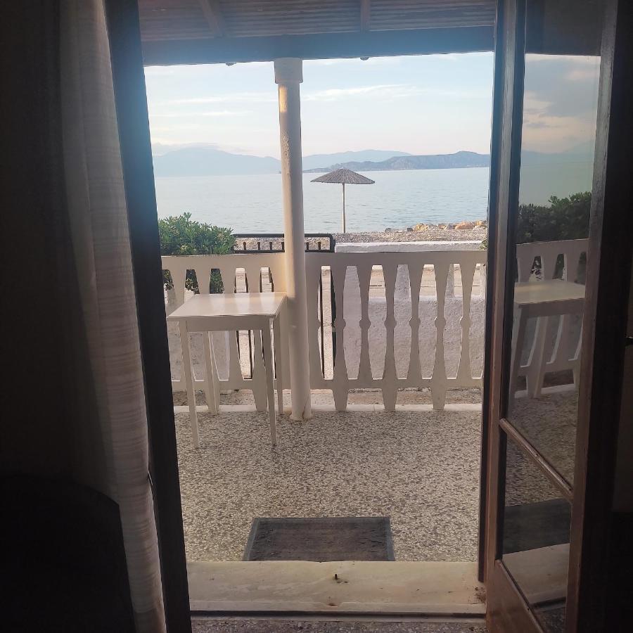Alexia'S Beach House Kato Assos Екстер'єр фото