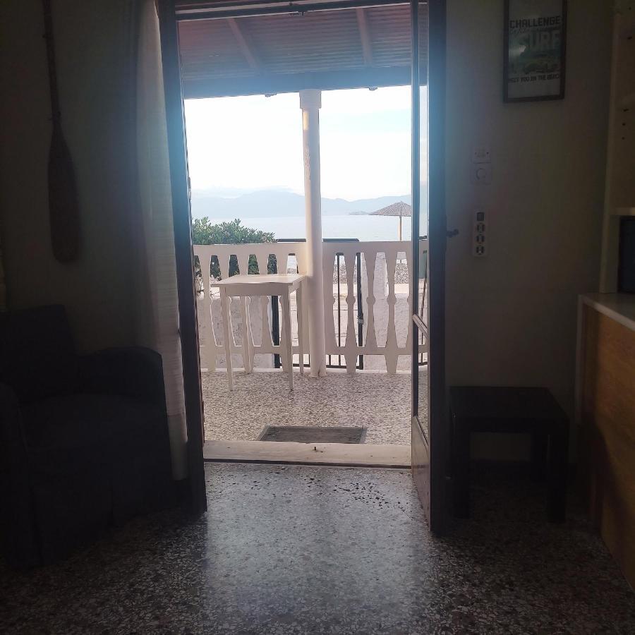 Alexia'S Beach House Kato Assos Екстер'єр фото